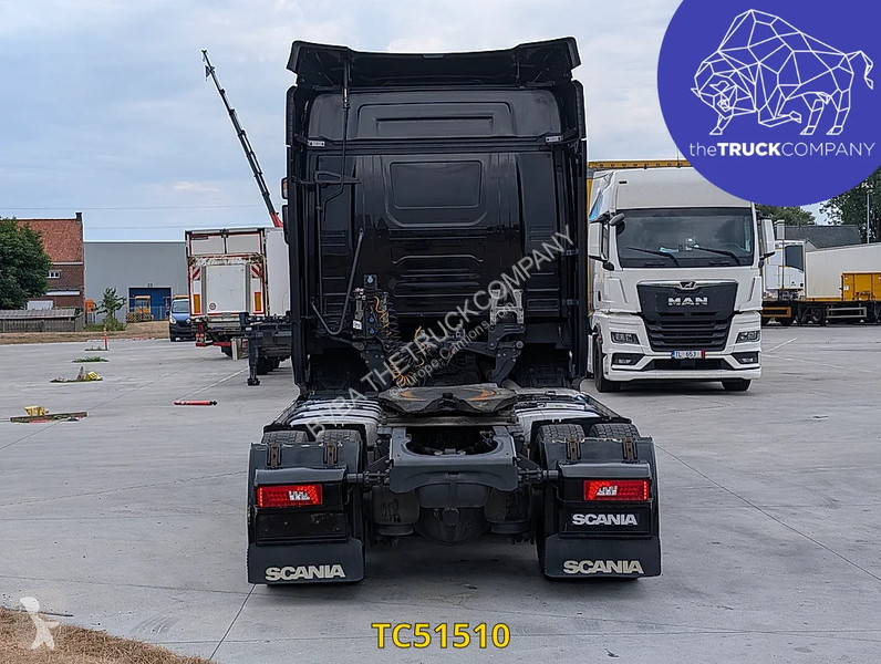 جرار Scania 450