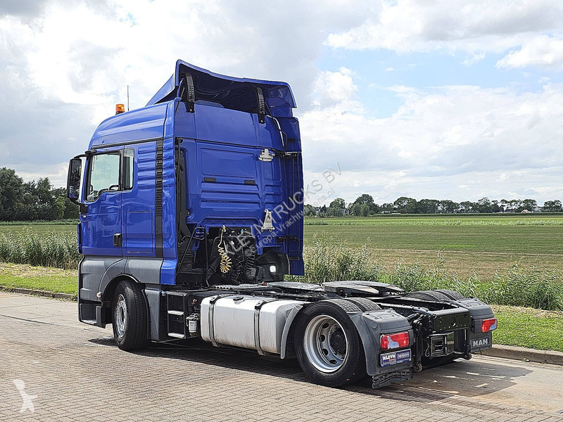 Cap tractor MAN 18.460