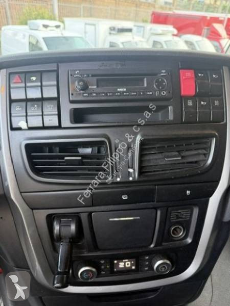 Iveco  tractor unit