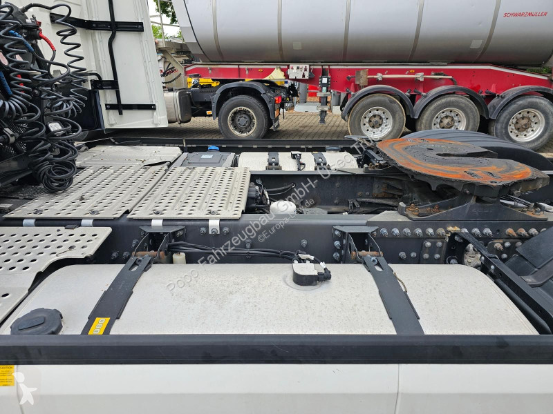 جرار Volvo 500 4x2*Globetrotter XL, Standklima...