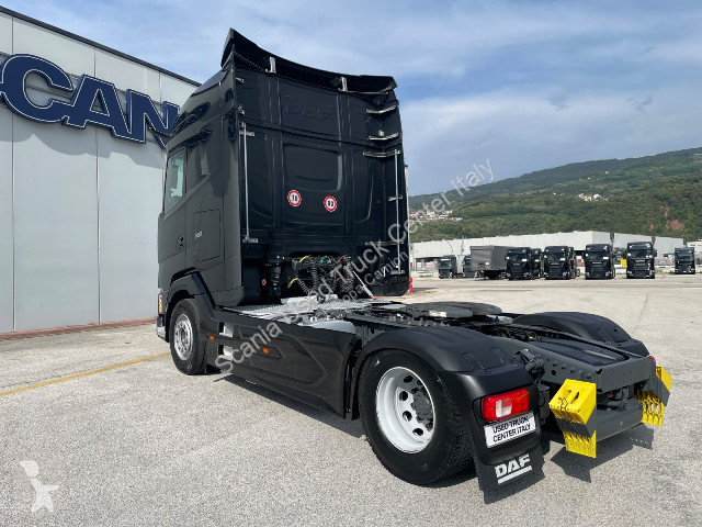 جرار DAF XG 480