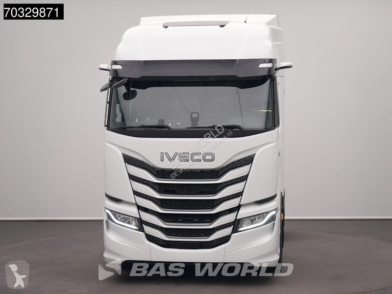 جرار Iveco S-Way 500 4X2 NEW! HPEB ACC 2x beds...