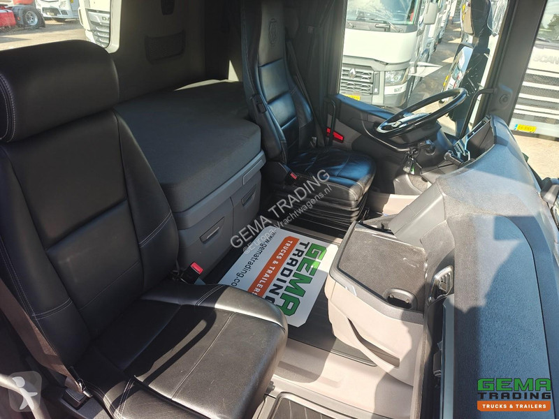 Trattore Stradale Scania 4x2 HighLine CR20N...