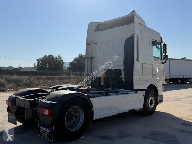 Cabeza tractora DAF XF 106.530