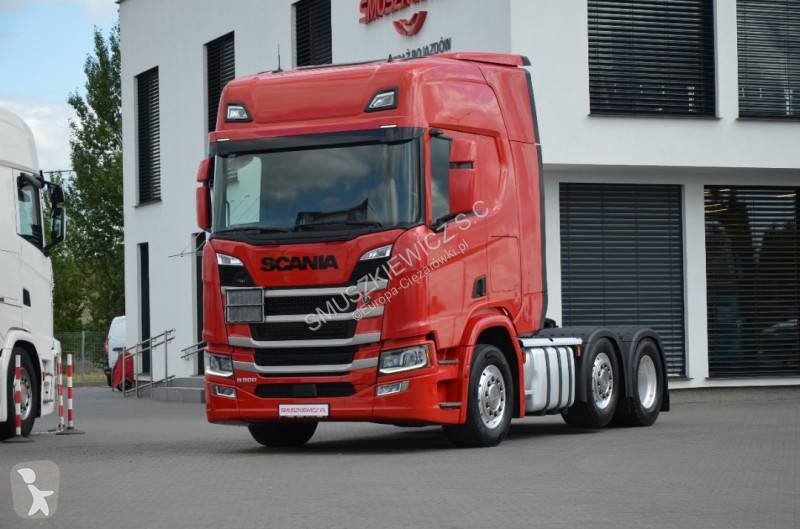 Влекач Scania
