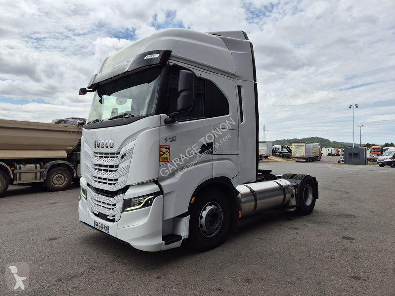 جرار Iveco 460 GNL / INTARDER
