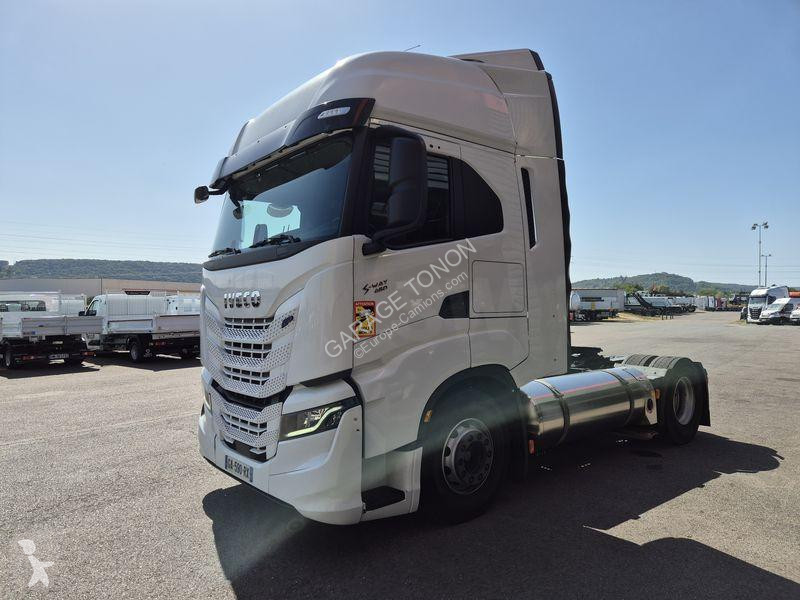 جرار Iveco 460 GNL / INTARDER