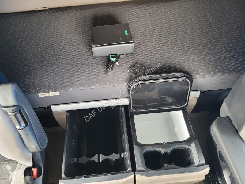 جرار DAF XG  FT 4X2