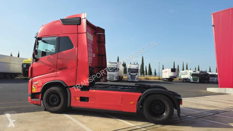 جرار Volvo 500 I-SAVE