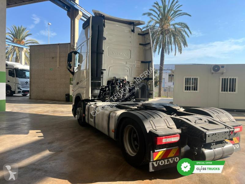 جرار Volvo FH 460 Globetrotter XL i-Save
