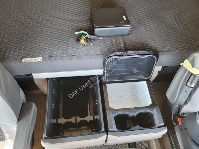 Tahač DAF XG  FT 4X2