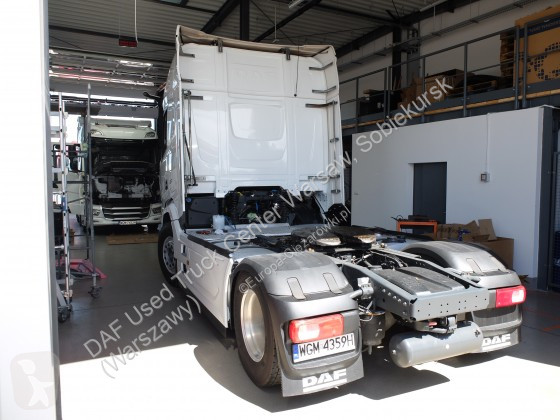 Tahač DAF XFn  FT 4X2