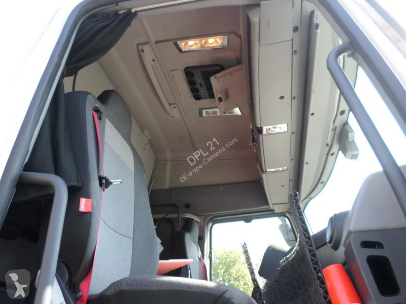 Tracteur Renault 460 Gamme T