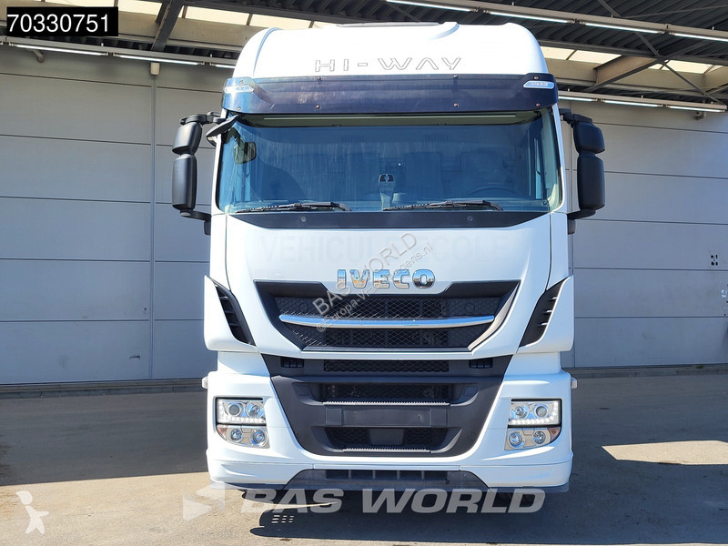 Iveco 460 4X2 Fahrschule! Retarder ACC tractor...