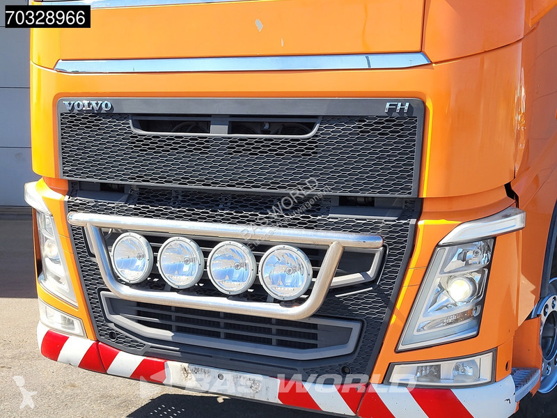جرار Volvo 6X2 Globe Lift+Lenk Retarder...