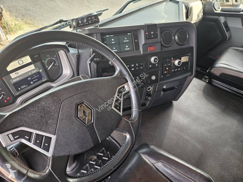 جرار Renault