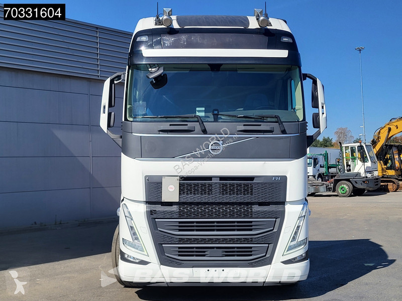 جرار Volvo 500 4X2 XL 2xTanks I-ParkCool Navi ACC