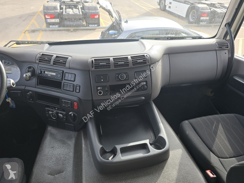 جرار DAF CF  FT 4X2