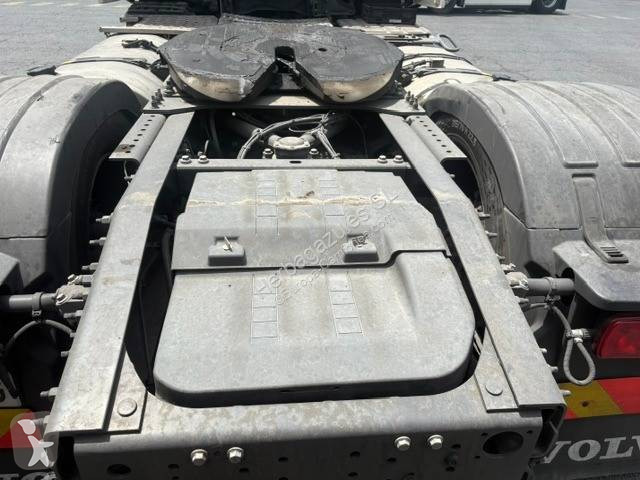 جرار Volvo