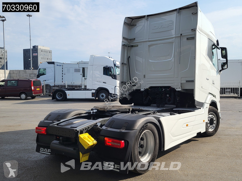 جرار DAF + 530 4X2 Retarder 2x Tanks ACC...