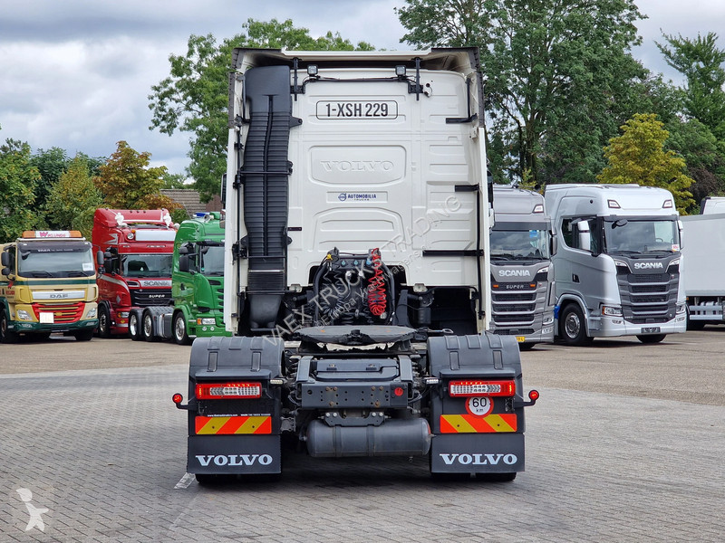 Traktor Volvo 13460 Globetrotter 4x2 - Full...