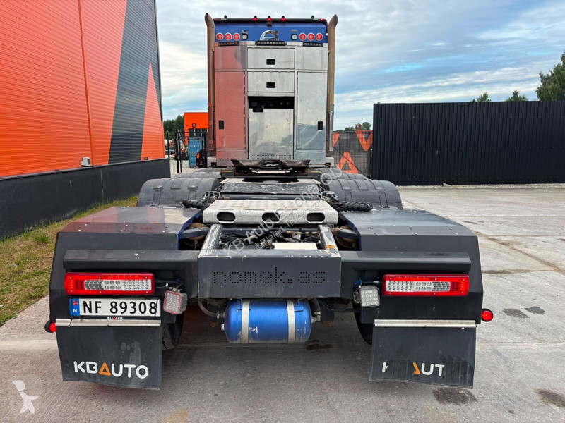 جرار Volvo 750 10x4 GCW 185 ton / GLOBE XL /...