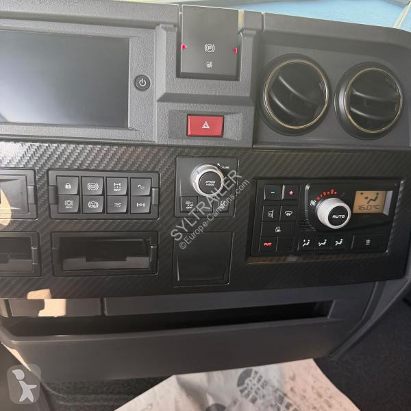 جرار Renault  T 520 (7 UNITÉS / 7 UNIDADES / 7...