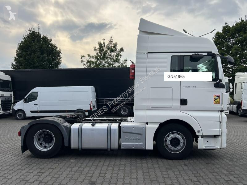 Cap tractor MAN TGX 18.460