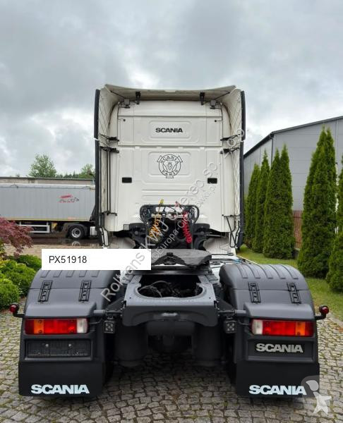 Cap tractor Scania R 400