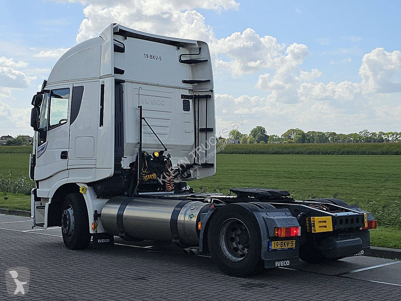 Тягач Iveco AS440S40 STRALIS LNG