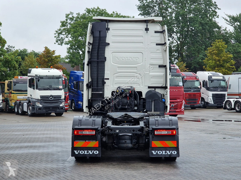 Tracteur Volvo 13460 Globetrotter XL 4x2 - I...
