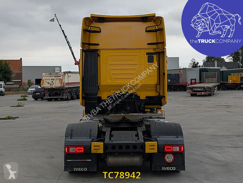 Tracteur Iveco 440 S48