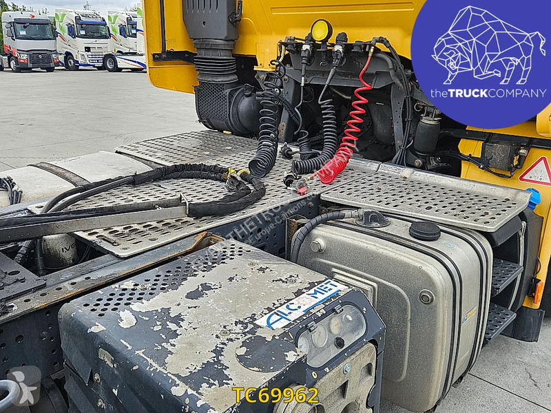 Тягач Iveco