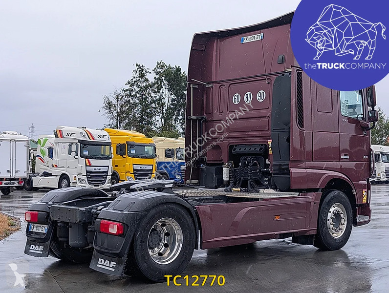 Tracteur DAF 530