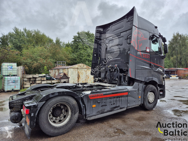 Cabeza tractora Renault T520