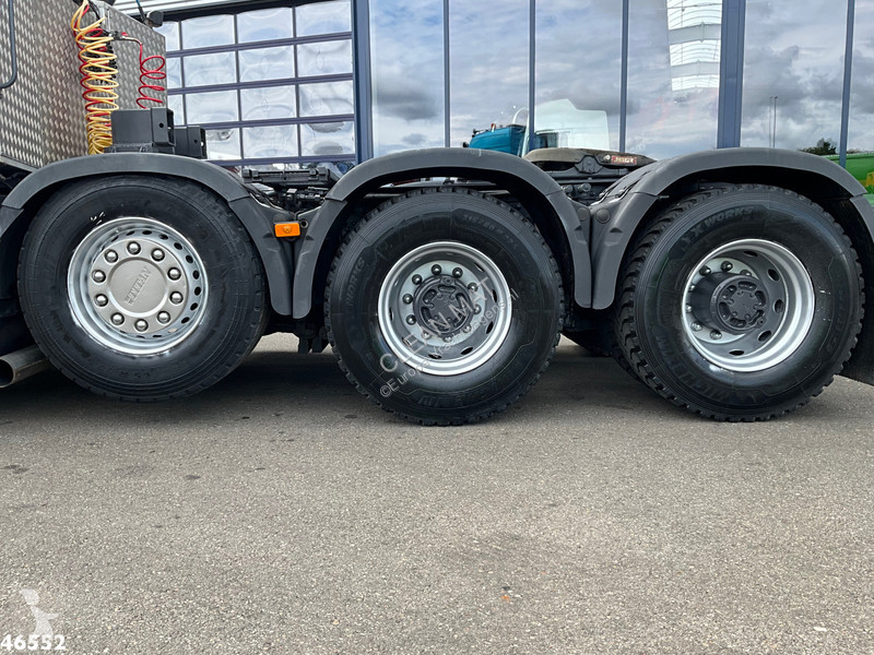 Cabeza tractora Volvo 520 8x4 Euro 5...