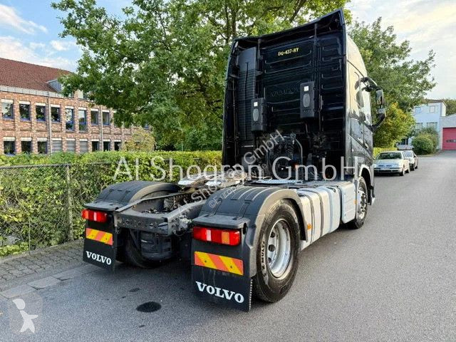 Trekker Volvo 500 Globetrotter / 2 x Tank / Euro6