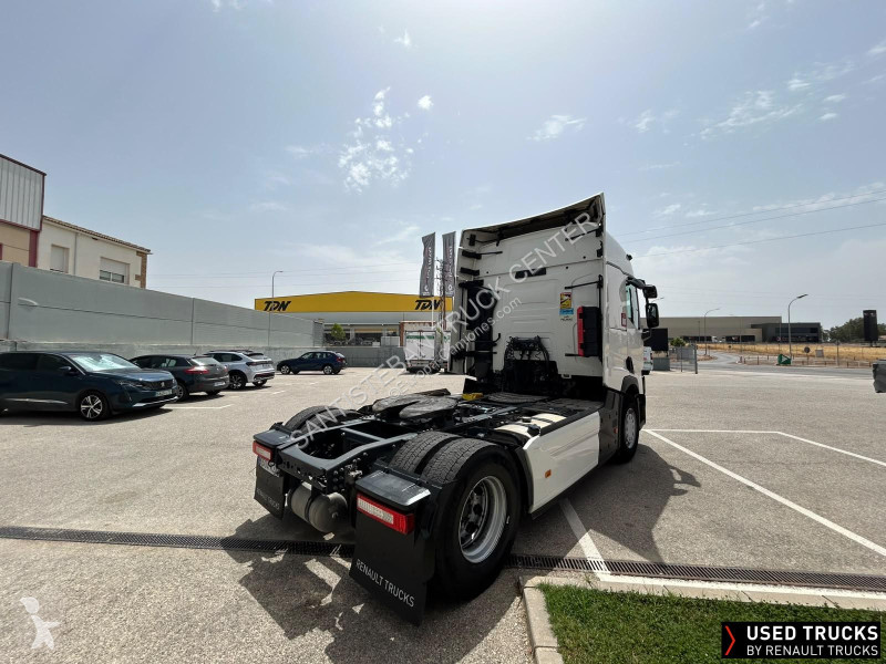 Cabeza tractora Renault