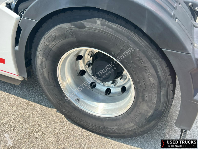 Cabeza tractora Renault