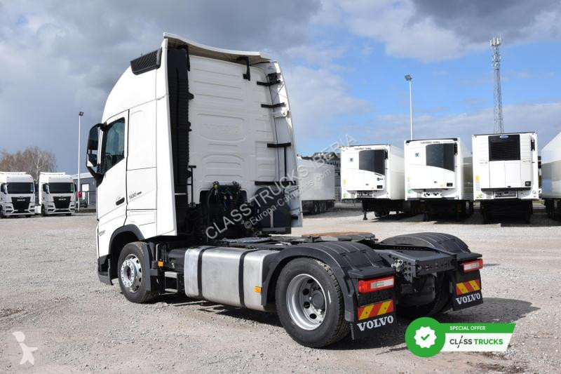 Tracteur Volvo 500 Globetrotter XL Varios