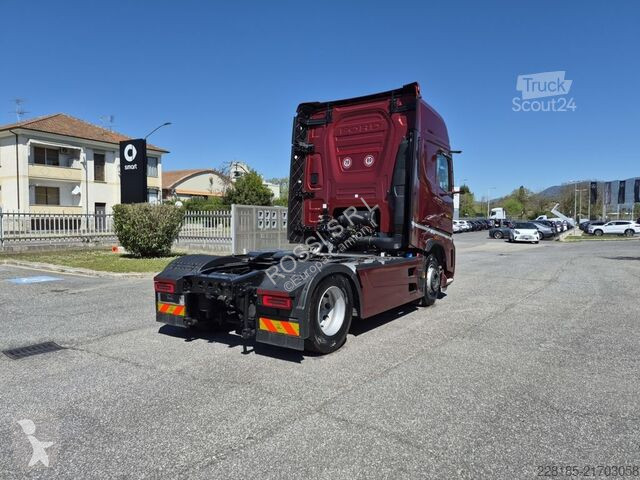 Tratores   F-MAX 4X2 GCW 3,6 Ton
