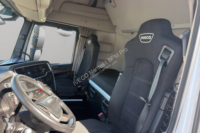 Cabeza tractora Iveco