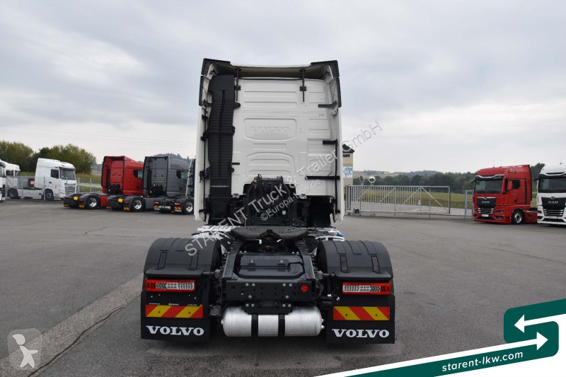 Trekker Volvo FH 460 LED 2 Tanks 1.305 Liter...