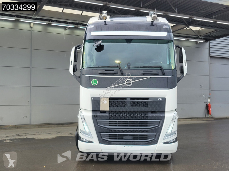Cabeza tractora Volvo 500 4X2 XL 2x Tanks...