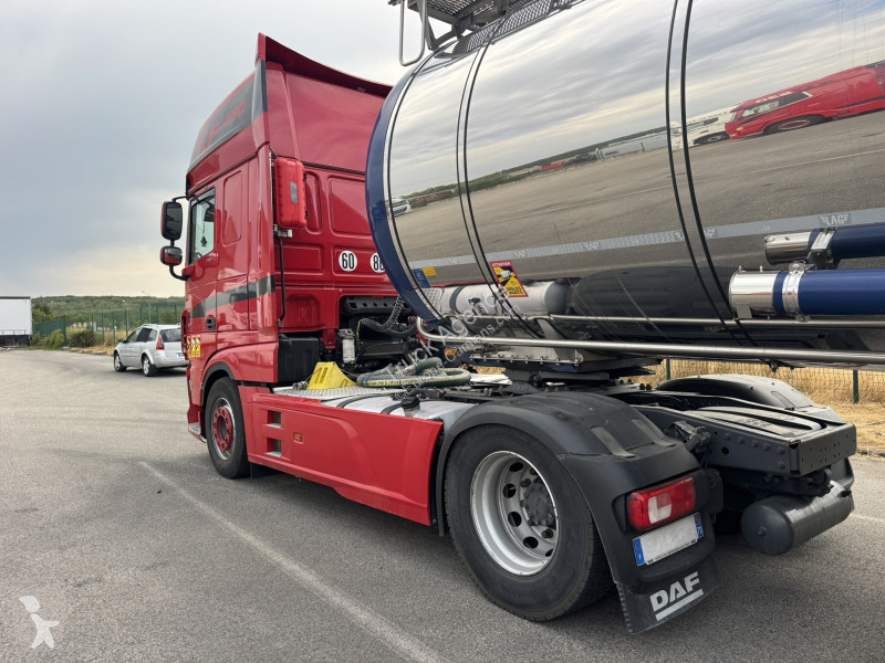 Cabeza tractora DAF