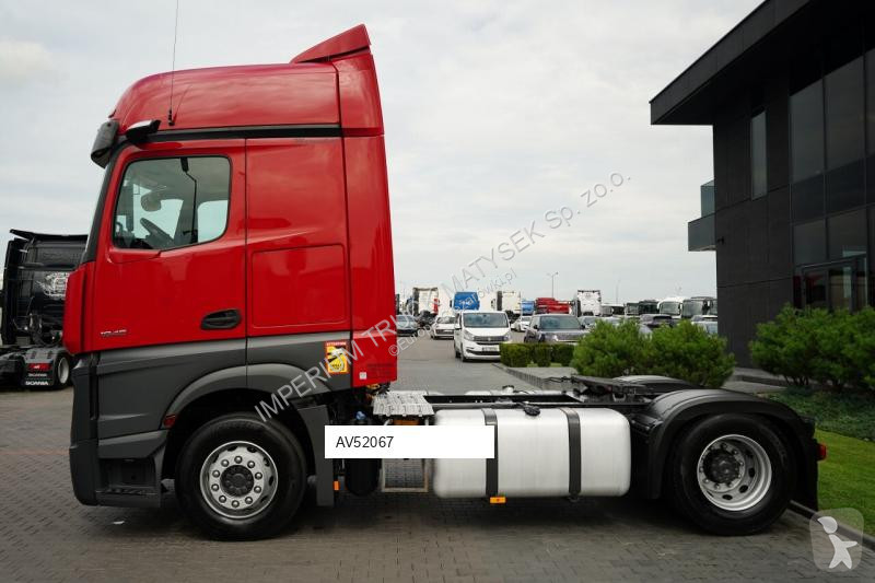 Тягач Mercedes ACTROS 1845 MP5