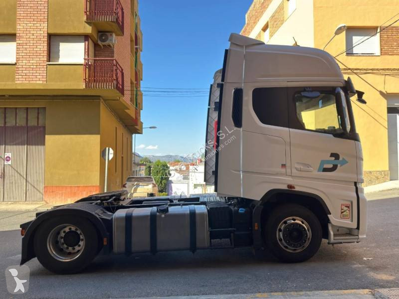 Cabeza tractora Ford Trucks