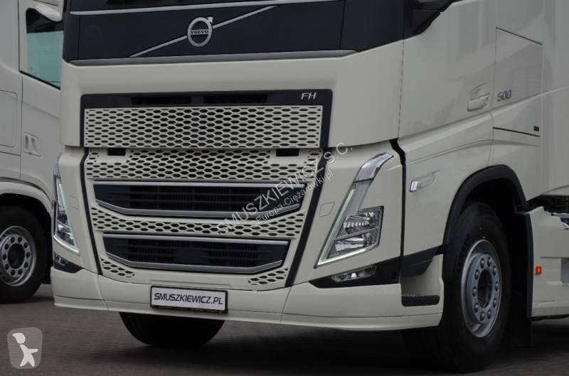 Тягач Volvo