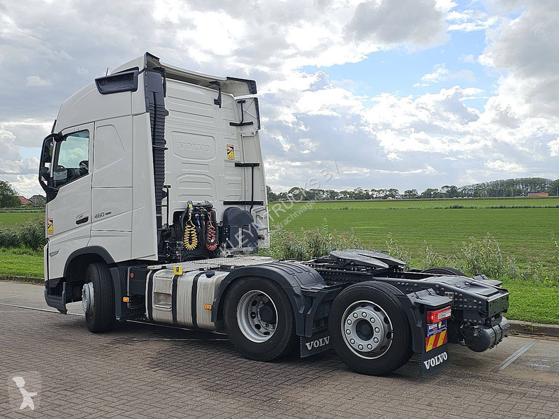 Cabeza tractora Volvo 460 6X2 GT Single Boogie
