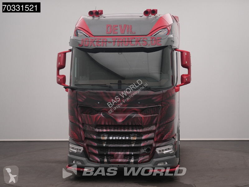 Cabeza tractora DAF + 530 + 4X2 Special!...